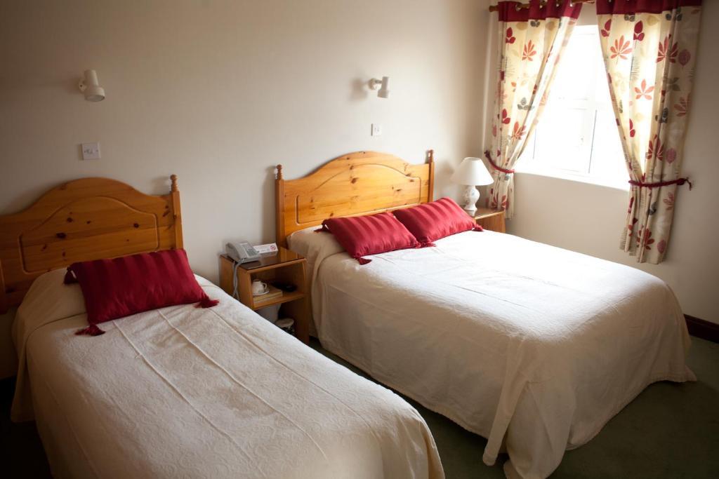 فندق Grovemount House إينيستيمون الغرفة الصورة